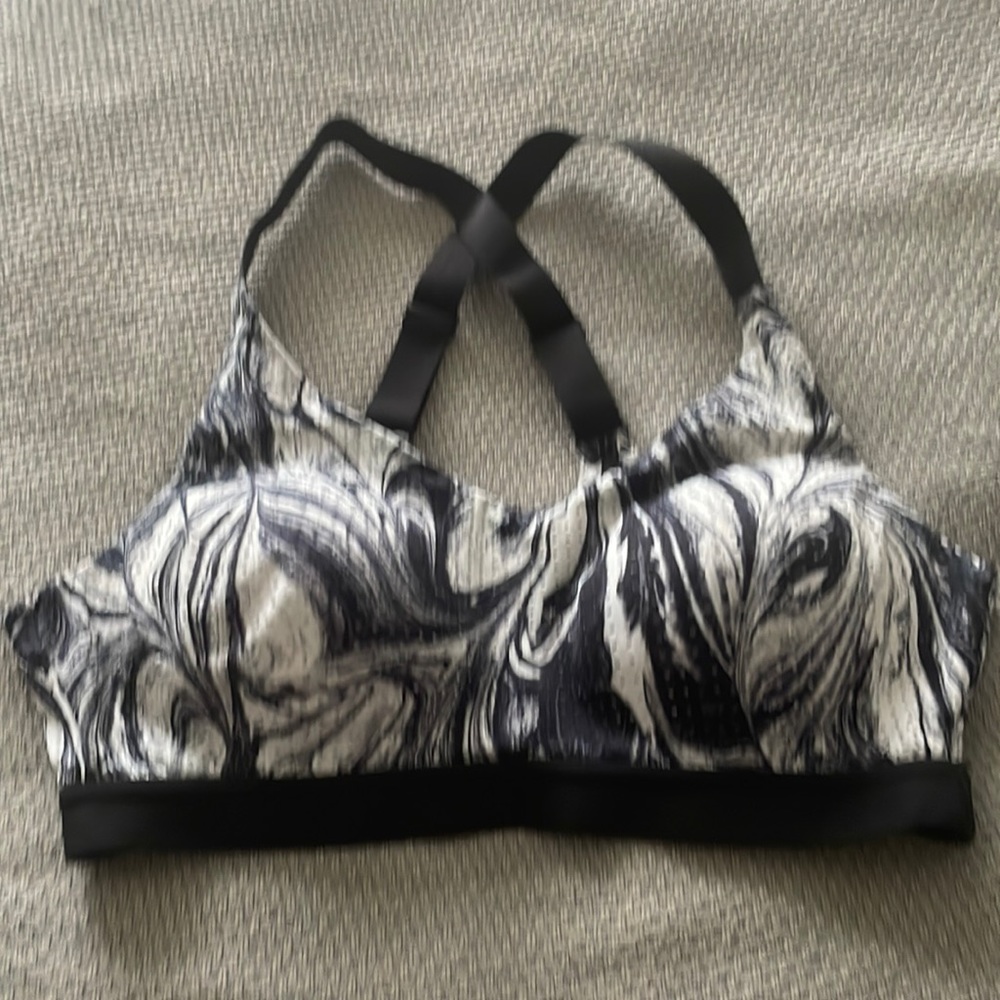 Victoria’s Secret wireless sports bra